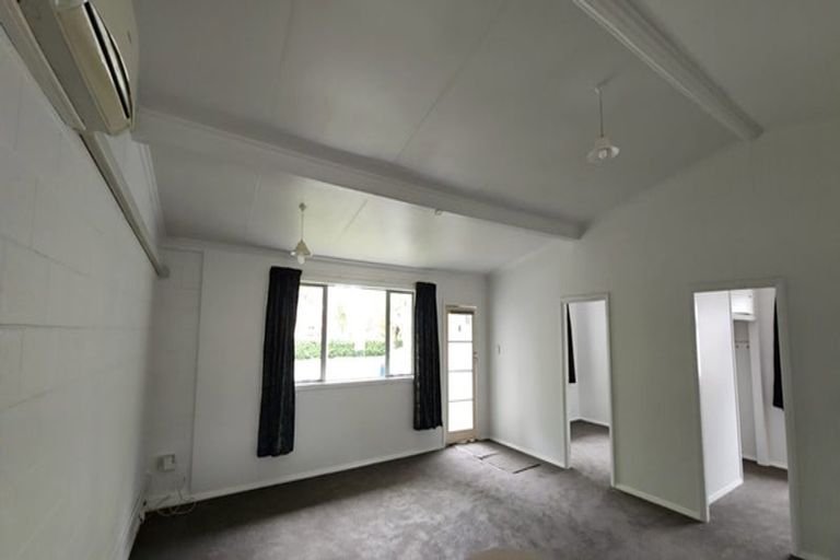 Photo of property in 38-40 Stanley Avenue, Palmerston North, 4414
