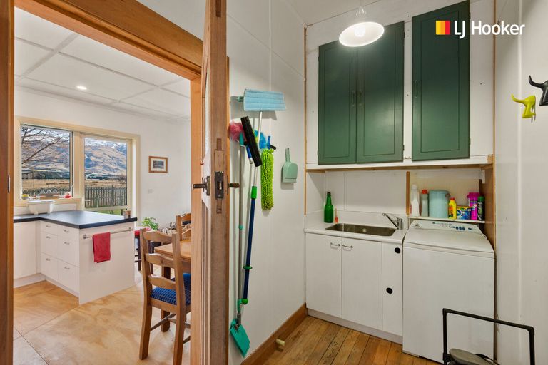 Photo of property in 6189 Middlemarch-sutton Road, Middlemarch, 9597