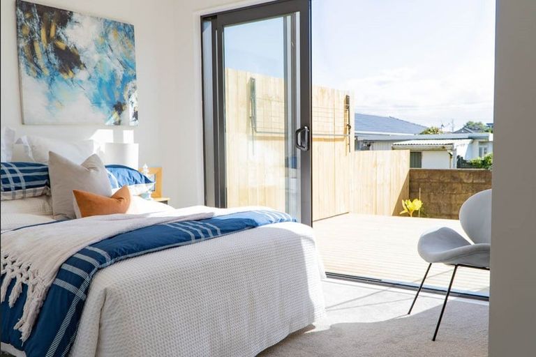 Photo of property in 7 Ngaru Way, Orewa, 0931