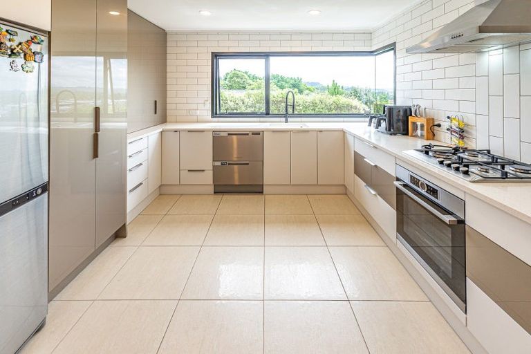 Photo of property in 50 Parkdale Drive, Aramoho, Whanganui, 4500