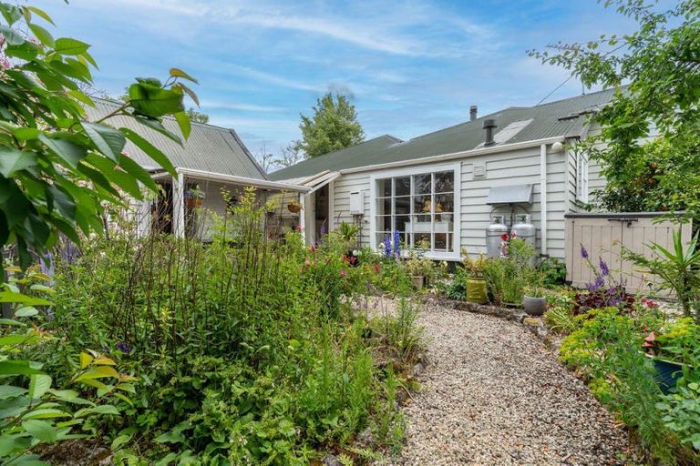 Photo of property in 463 High Street South, Carterton, 5713