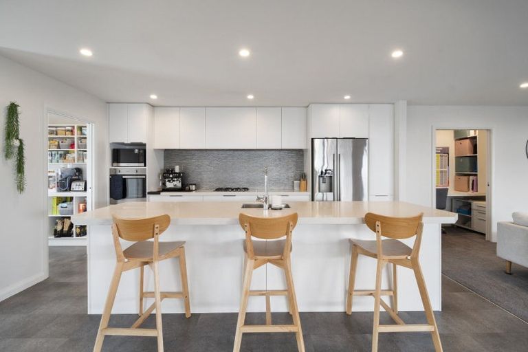 Photo of property in 36 Freedom Drive, Kelvin Grove, Palmerston North, 4414