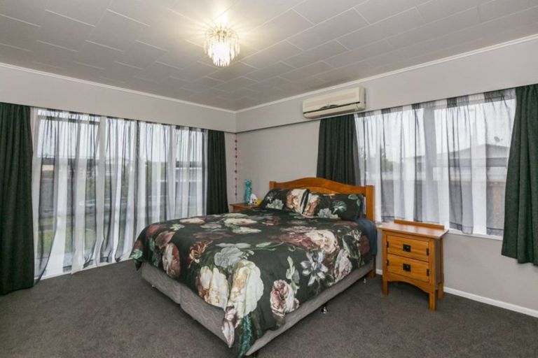 Photo of property in 38 Freyberg Avenue, Tamatea, Napier, 4112