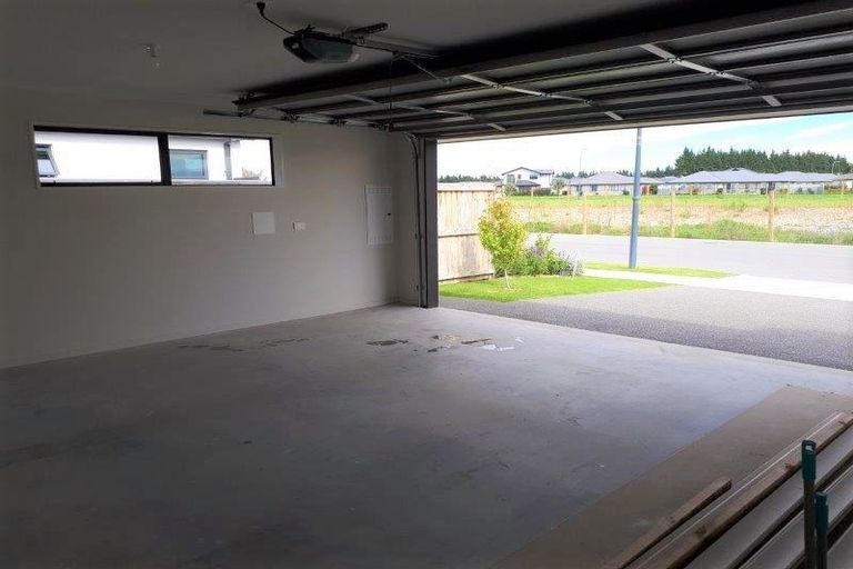 Photo of property in 16 Streamside Terrace, Kaiapoi, 7630