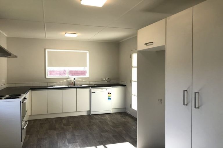 Photo of property in 40 Hamstead Street, Wainuiomata, Lower Hutt, 5014