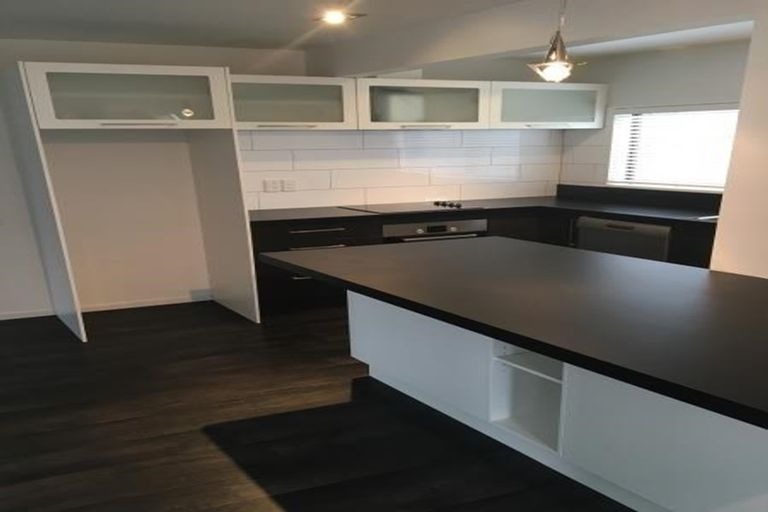 Photo of property in 52 Palatine Terrace, Saint Martins, Christchurch, 8022