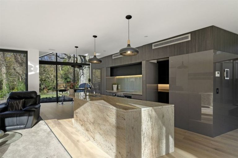 Photo of property in 1a Wood Lane, Fendalton, Christchurch, 8014