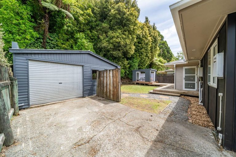 Photo of property in 22 Bridge Road, Birchville, Upper Hutt, 5018