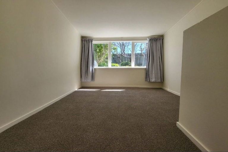 Photo of property in 23 Milton Street, Berhampore, Wellington, 6023