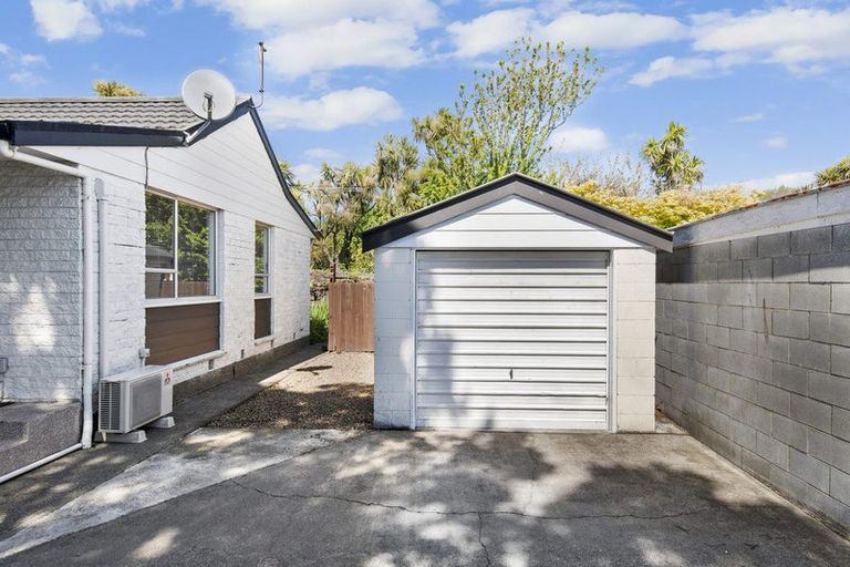 Photo of property in 1/42a Saint Martins Road, Saint Martins, Christchurch, 8022