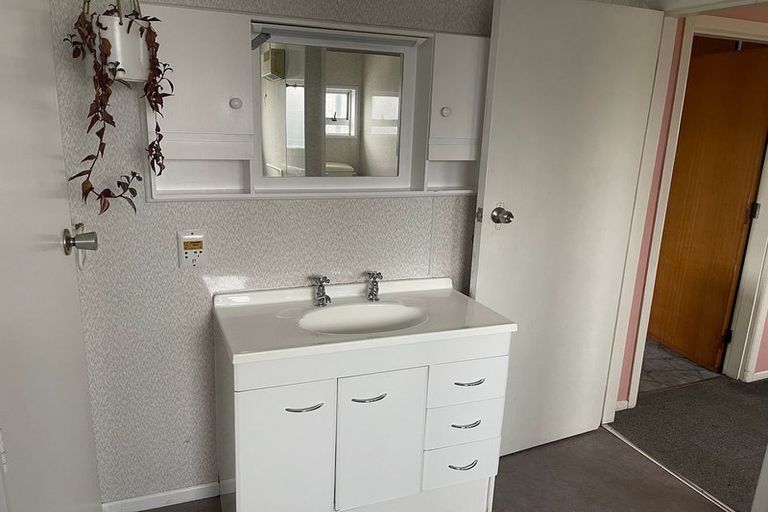 Photo of property in 3 Coradine Street, Masterton, 5810