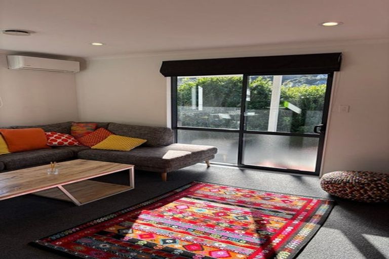 Photo of property in 2c Cashmere Avenue, Khandallah, Wellington, 6035