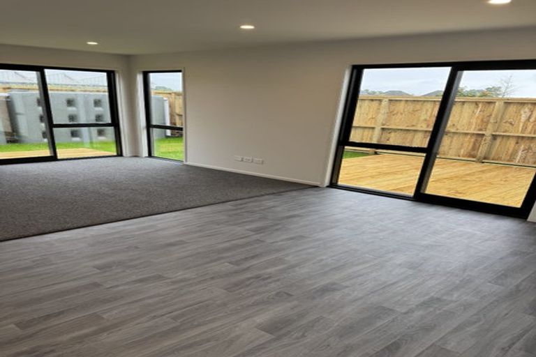 Photo of property in 393 Devonport Road, Tauranga South, Tauranga, 3112