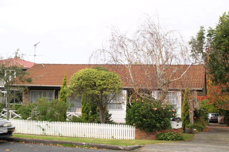 Photo of property in 27a Sale Street, Cockle Bay, Auckland, 2014