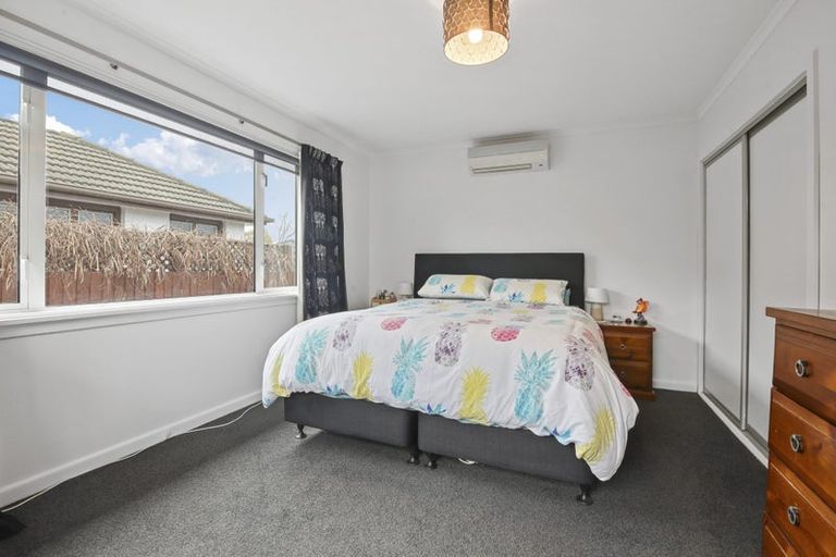 Photo of property in 1/204 Greers Road, Bryndwr, Christchurch, 8053