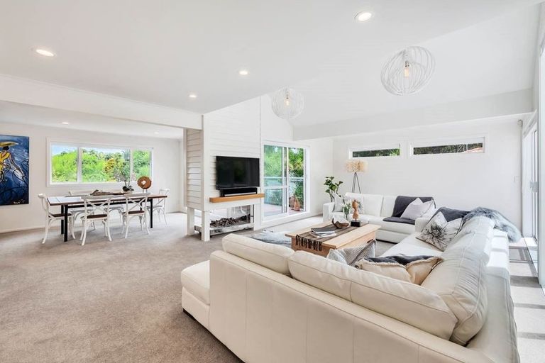 Photo of property in 32k Parr Terrace, Castor Bay, Auckland, 0620