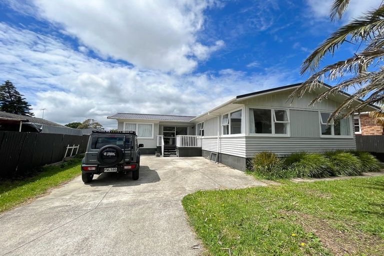 Photo of property in 7 Lynette Place, Mangere, Auckland, 2022