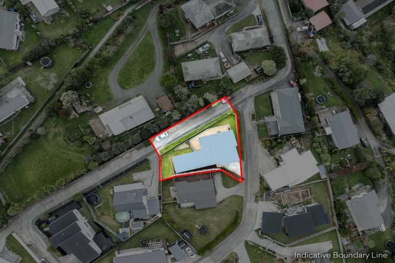 Photo of property in 14 Rauta Way, Helensville, 0800