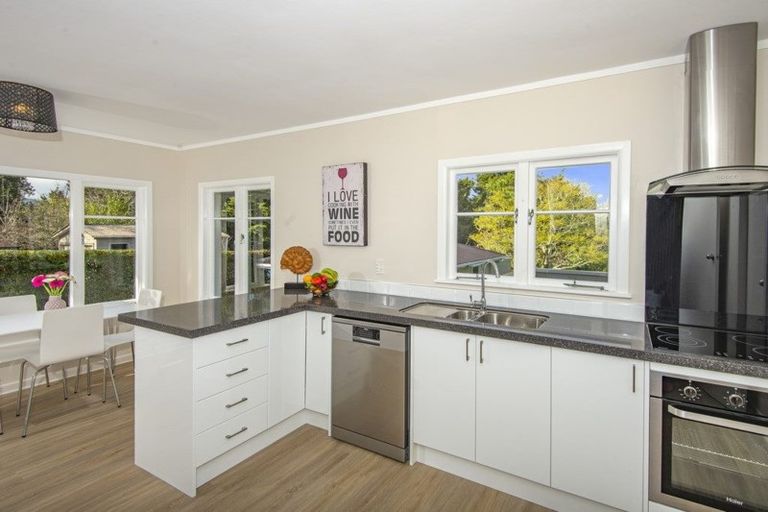 Photo of property in 19 George Point Road, Onerahi, Whangarei, 0110