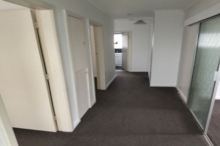 Photo of property in 1/450 Great South Road, Opaheke, Papakura, 2113