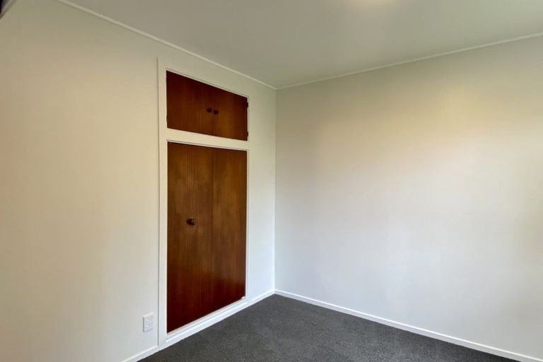 Photo of property in 6 Hallewell Crescent, Johnsonville, Wellington, 6037