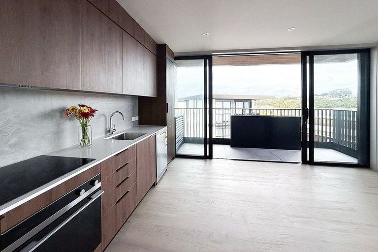 Photo of property in 301/84b Te Oneroa Way, Long Bay, Auckland, 0630