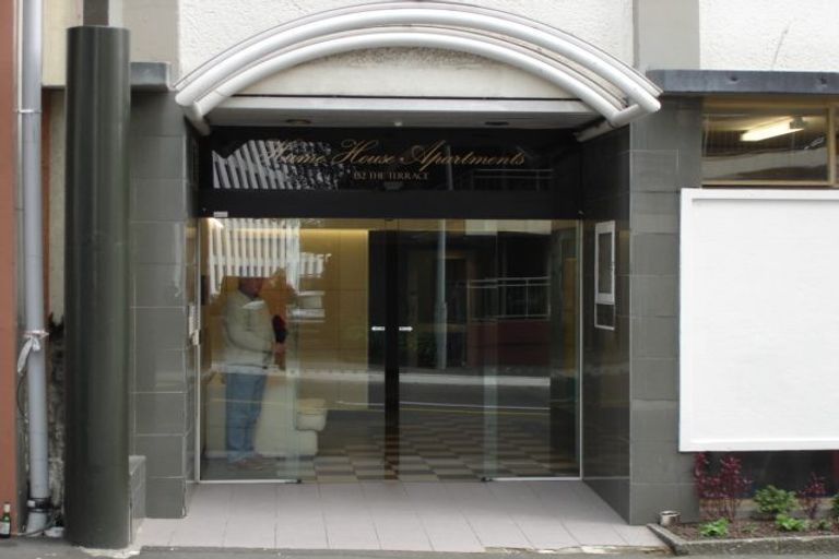 Photo of property in Hume House, 18/152u The Terrace, Wellington Central, Wellington, 6011