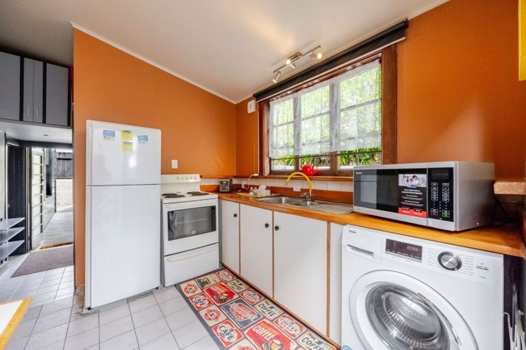Photo of property in 4a Seaview Terrace, Bluff Hill, Napier, 4110