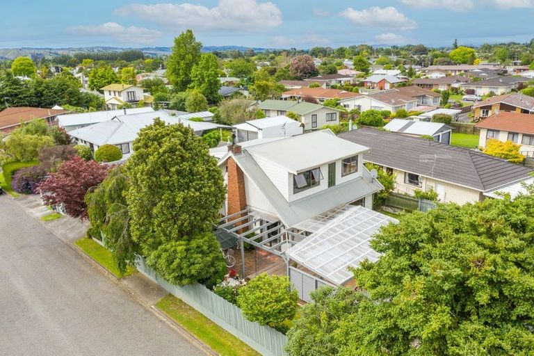 Photo of property in 2 Kereru Place, Masterton, 5810