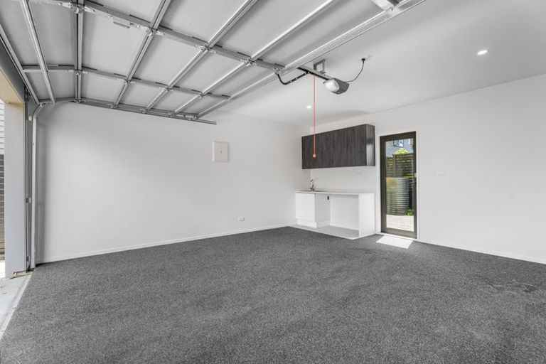 Photo of property in 6d O'halloran Road, Howick, Auckland, 2014