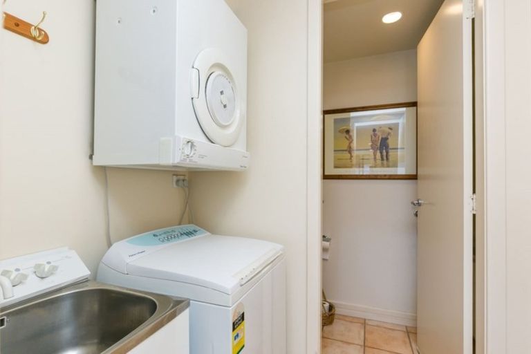 Photo of property in 12/28u Hobson Street, Thorndon, Wellington, 6011