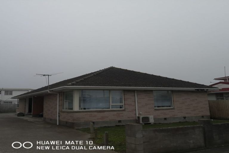 Photo of property in 72 Hawke Street, New Brighton, Christchurch, 8083