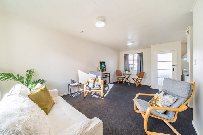 Photo of property in 528f2- Fergusson Drive, Trentham, Upper Hutt, 5018