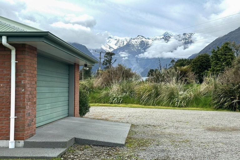 Photo of property in 224 Cook Flat Road, Fox Glacier, 7886