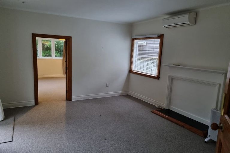 Photo of property in 2 Caprera Street, Melrose, Wellington, 6023