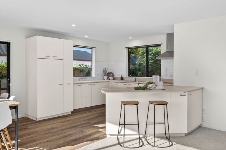Photo of property in 2/8 Fovant Street, Russley, Christchurch, 8042