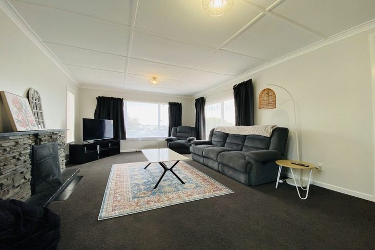 Photo of property in 16 Station Road, Pukekohe, 2120