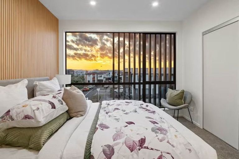 Photo of property in 101 Joshua Carder Drive, Hobsonville, Auckland, 0616