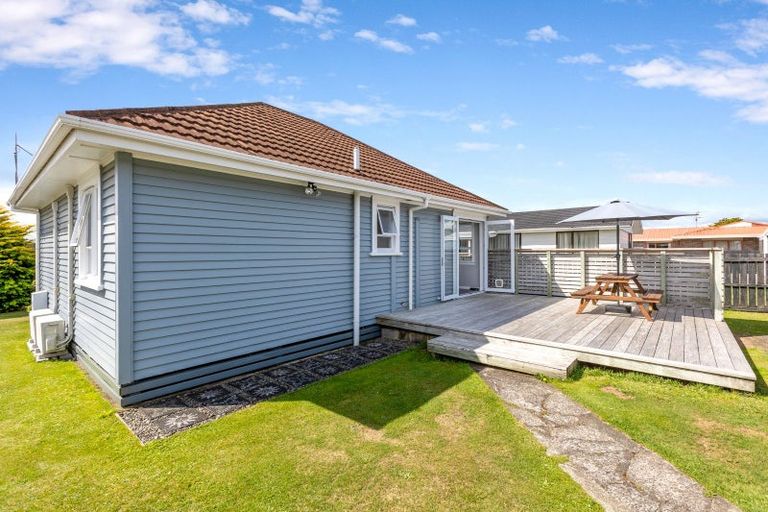 Photo of property in 62 Rewa Street, Inglewood, 4330