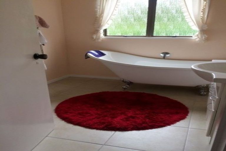 Photo of property in 36r Taniwha Place, Bethlehem, Tauranga, 3176
