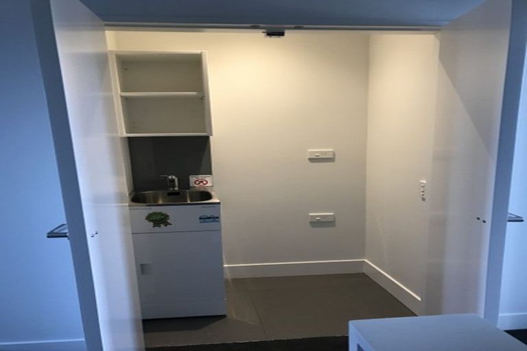 Photo of property in 19 Nevill Road, Hobsonville, Auckland, 0616