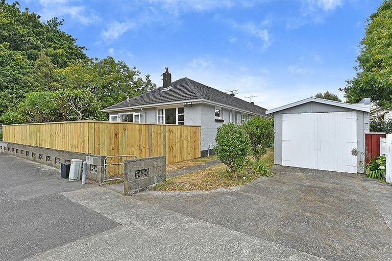 Photo of property in 368f1- Fergusson Drive, Heretaunga, Upper Hutt, 5018