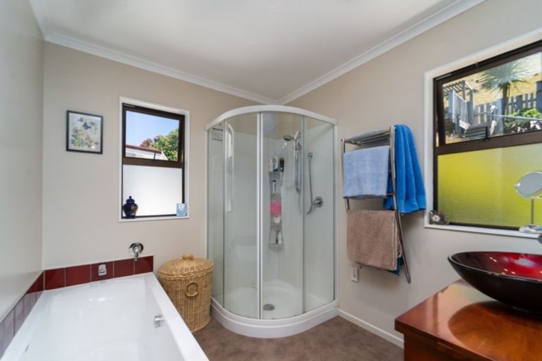 Photo of property in 4 Ben Avon Grove, Cape Palliser, Featherston, 5772