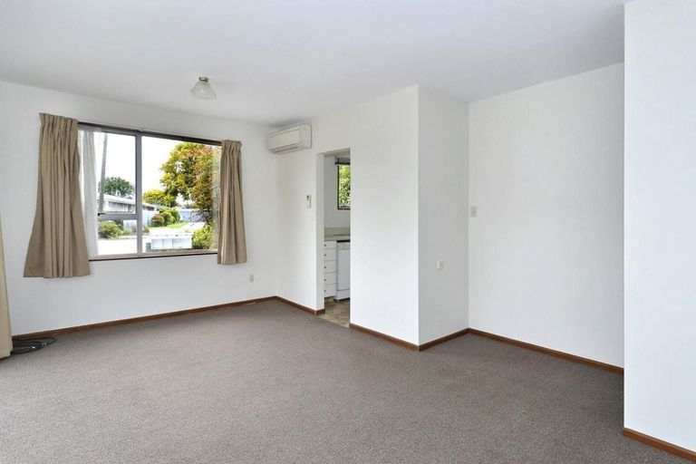 Photo of property in 1/63 Geraldine Street, Edgeware, Christchurch, 8013