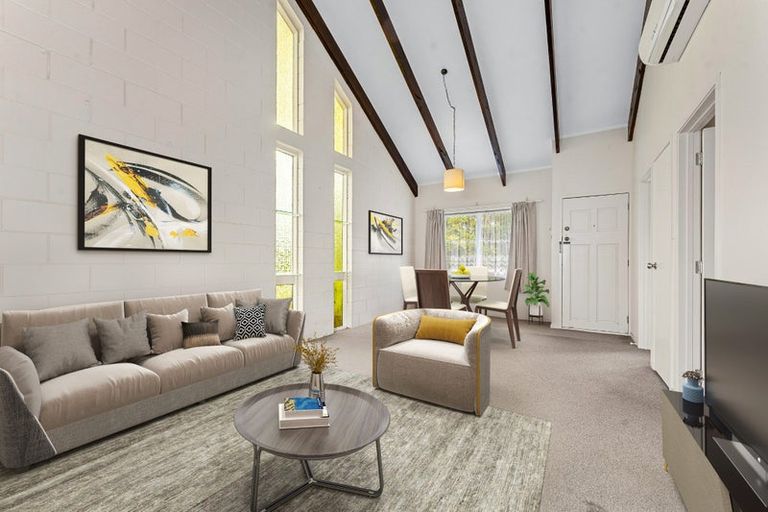 Photo of property in 1/1 Gatman Street, Birkdale, Auckland, 0626