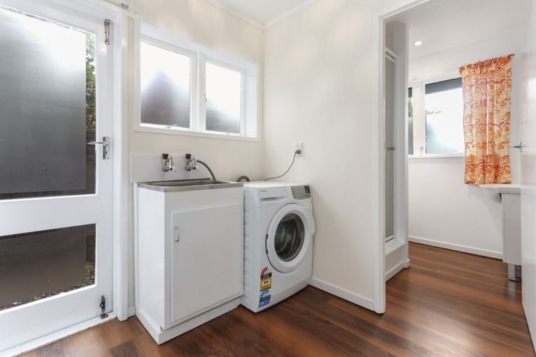 Photo of property in 50 Pleasant Road, Glen Eden, Auckland, 0602