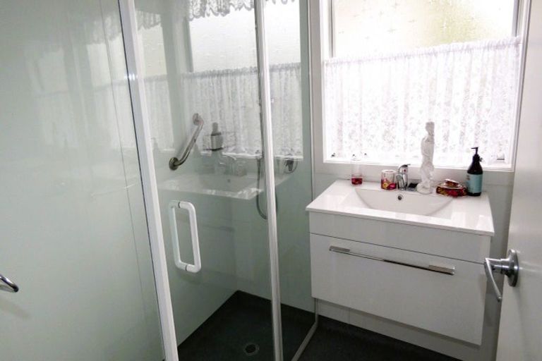 Photo of property in 22 Roebuck Street, Westport, 7825