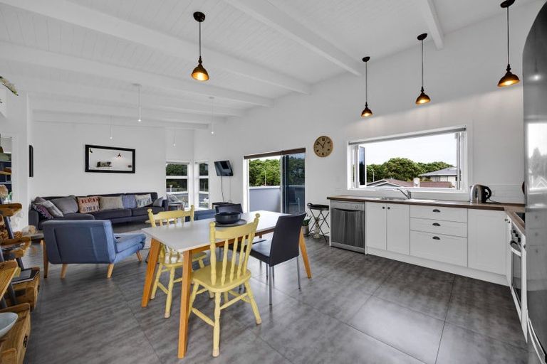 Photo of property in 5 Dorset Street, Opunake, 4616