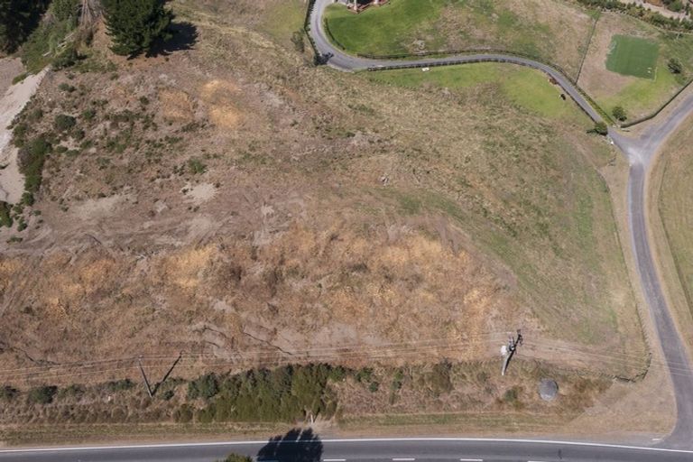 Photo of property in 187 Peka Peka Road, Peka Peka, Waikanae, 5391