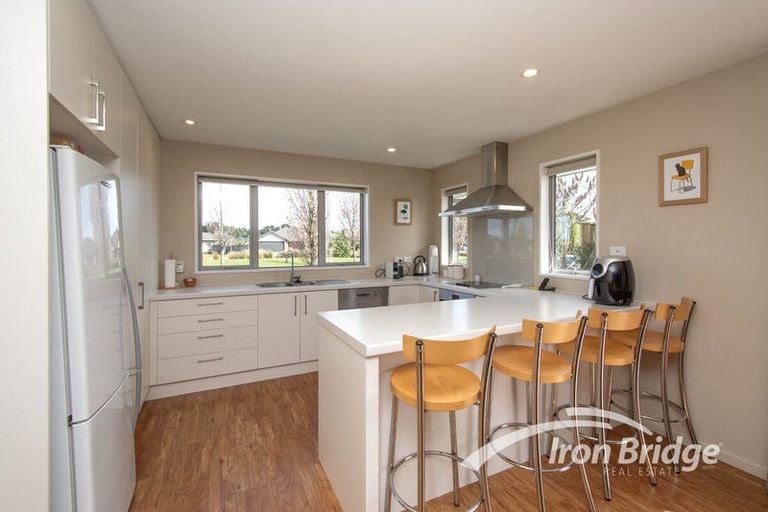 Photo of property in 17 Faringdon Boulevard, Rolleston, 7615